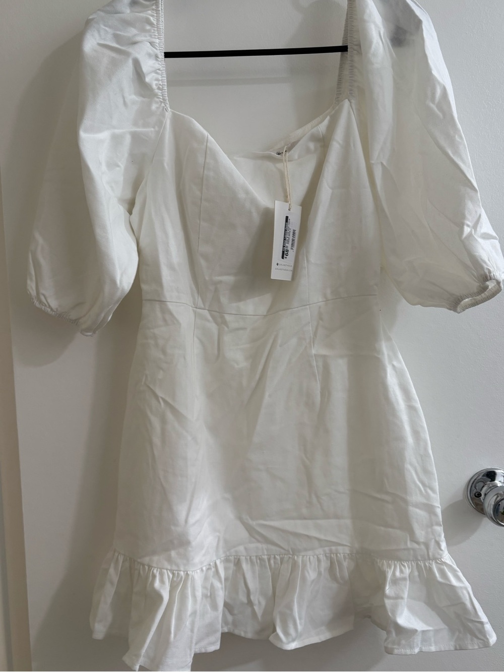 Girl and the sun White Puff Sleeve Ruffle Hem Mini Dress